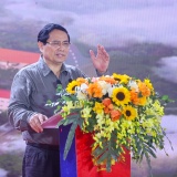 Thủ tướng: Từng ngôi trường mới nơi biên giới sẽ là nơi gieo con chữ, ươm mầm tri thức, thắp sáng ước mơ, hiện thực hóa khát vọng