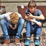 Đan Mạch tiến tới cấm trẻ em dưới 15 tuổi truy cập mạng xã hội