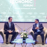 Thủ tướng đề nghị WEF đưa Diễn đàn Kinh tế mùa Thu thành sự kiện thường niên