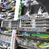 Amazon thách thức các đối thủ cạnh tranh bằng 'Nhà máy AI' Nvidia tại chỗ