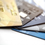 Từ tháng 1/2026, phải ra trực tiếp ngân hàng mới được phát hành thẻ ATM