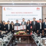 Thúc đẩy chuyển đổi số trong ngành giáo dục và phát triển nhân tài công nghệ thông tin