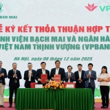 VPBank tài trợ 40 tỷ đồng cho Bệnh viện Bạch Mai, lan tỏa giá trị nhân văn