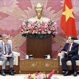 Chủ tịch Quốc hội Trần Thanh Mẫn tiếp Bộ trưởng Ngoại giao Lào