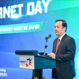 Internet Day 2025: Kiến tạo không gian số tin cậy