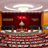 Bế mạc Hội nghị Trung ương 15