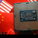 Mỹ lùi thời hạn tăng thuế quan với con chip Trung Quốc