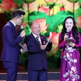 Từ phòng thí nghiệm công nghệ cao đến xưởng cơ khí làng quê: Những ngọn lửa thi đua lan tỏa