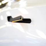 Tesla Model 3 bị điều tra tại Mỹ liên quan thiết kế mở cửa