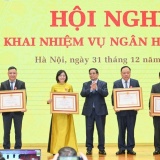 Thủ tướng: Mọi hoạt động của ngân hàng phải đổi mới, phải đột phá nhưng nhất quán mục tiêu