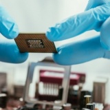 Năng lực đóng gói bán dẫn tiên tiến không theo kịp nhu cầu thị trường