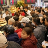 Tiện lợi và cạm bẫy từ giao dịch vàng online