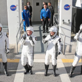 NASA cho phi hành đoàn hồi hương sớm hơn kế hoạch vì sự cố sức khỏe