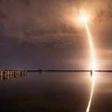 Ông Trump cho phép dùng Starlink mở Internet cho người dân Iran