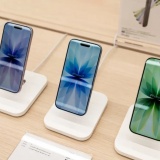 Apple chiếm ngôi đầu thị trường smartphone toàn cầu năm 2025