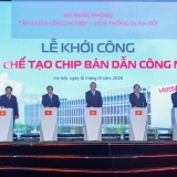 Thủ tướng: Nhà máy chế tạo chip bán dẫn công nghệ cao là mắt xích then chốt mà Việt Nam còn thiếu