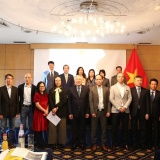 Nâng cao năng lực KHCN trong nước với sự tham gia của tri thức kiều bào