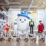 Hãng xe Trung Quốc ra mắt hệ sinh thái robot hình người đa nhiệm, nói được 10 ngôn ngữ