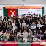 Tư vấn hướng nghiệp - Hành trình phục vụ cộng đồng, mở lối tương lai cho học sinh Nghệ An