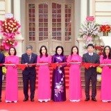 Khai mạc Triển lãm tư liệu 'Đảng Cộng sản Việt Nam qua các kỳ Đại hội'