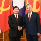 Củng cố nền tảng chính trị vững chắc, đưa quan hệ Việt - Lào ngày càng đi vào chiều sâu