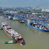 Xuất nhập khẩu nửa đầu tháng 1/2026 tăng mạnh, sản phẩm điện tử và linh kiện dẫn đầu