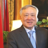 Phó Thủ tướng Thường trực Chính phủ Nguyễn Hoà Bình lên đường thăm làm việc tại Thụy Sĩ và Kazakhstan