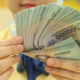 Mức lương trên 100 triệu đồng/tháng xuất hiện ngày càng nhiều