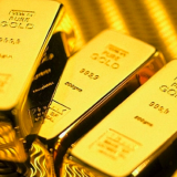 Giá vàng thế giới lao dốc mạnh, “bốc hơi” gần 500 USD/ounce