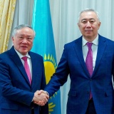 Kazakhstan sẵn sàng thúc thúc đẩy hợp tác, kết nối với với Việt Nam trong phát triển trung tâm tài chính quốc tế