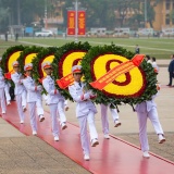 Lãnh đạo Đảng, Nhà nước vào Lăng viếng Chủ tịch Hồ Chí Minh nhân kỷ niệm 96 năm Ngày thành lập Đảng Cộng sản Việt Nam