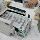 Vì sao lãi suất liên ngân hàng tăng sốc?