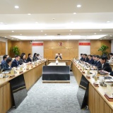 Cần đưa khu vực công trở thành 