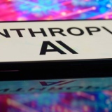 Cuộc đua AI lên nấc thang mới: Anthropic 'tuyên chiến' với OpenAI bằng Claude Opus 4.6