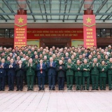 Tổng Bí thư Tô Lâm gặp mặt đại biểu tướng lĩnh quân đội nghỉ hưu, nghỉ công tác