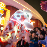 Các công ty Trung Quốc chi hàng trăm triệu USD để quảng bá sản phẩm AI dịp Tết