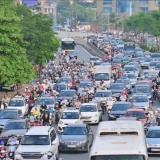 Thủ tướng: Không để xảy ra ùn tắc kéo dài trên các tuyến đường vào trung tâm Hà Nội và TPHCM