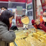 Vàng cần thêm thời gian ổn định sau làn sóng đầu cơ mạnh