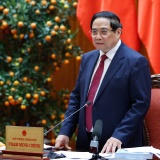 Thủ tướng: Bảo đảm tiếp cận bình đẳng các dịch vụ tài chính ngân hàng, không để ai bị bỏ lại phía sau