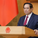 Thủ tướng: Xây dựng luật phải phân cấp, phân quyền tối đa và cắt giảm mọi thủ tục rườm rà