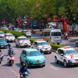 Đến năm 2030 100% xe taxi của Hà Nội sẽ chạy bằng điện, năng lượng xanh