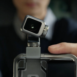 Honor của Trung Quốc ra mắt “điện thoại robot” và trợ lý hình người trong bước tiến vào phần cứng AI