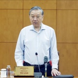 Tiếp tục kiên quyết, kiên trì đấu tranh chống 'giặc nội xâm' với tư duy, cách làm mới