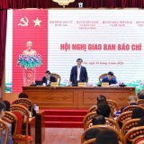 Đẩy mạnh tuyên truyền cao điểm bầu cử đại biểu Quốc hội khóa XVI và HĐND các cấp