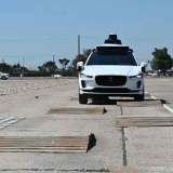 Cảm biến giá rẻ cỡ quả cam có thể là mảnh ghép còn thiếu để xe tự lái ra đường công cộng