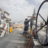 Tổng thống Trump lên tiếng khi giá dầu nhảy vọt qua mốc 100 USD/thùng