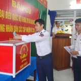 Cử tri Bộ Tư lệnh Vùng Cảnh sát biển 2 nô nức tham gia Ngày hội bầu cử