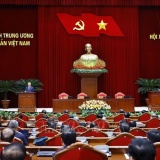 Thông báo hội nghị lần thứ hai Ban Chấp hành Trung ương Đảng khóa XIV