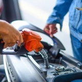 Hạ kịch sàn thuế bảo vệ môi trường từ 0h ngày 27/3