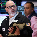 Chứng khoán Mỹ tăng bùng nổ sau loạt tin tốt về Mỹ - Iran, giá dầu quay đầu giảm